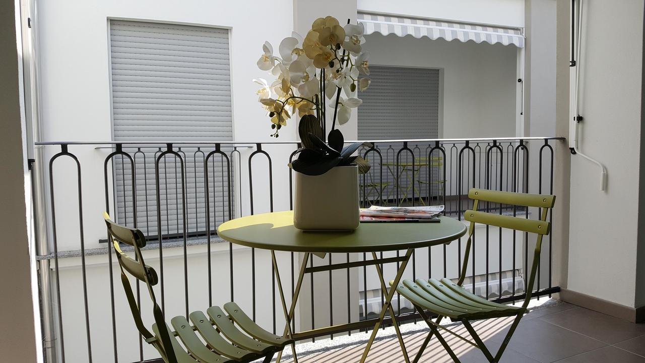 Riviera Palace Residence Loano Bagian luar foto